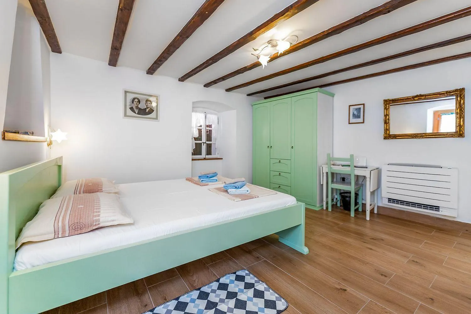 Apartament Fast Direkt Am Strand In Der Altstadt Mit Vielen Gassen Baška